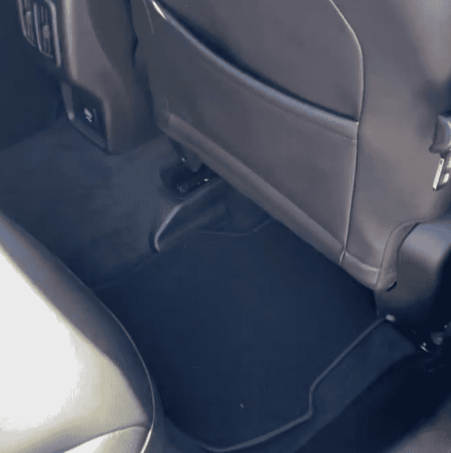Jeep rear footwell and floor mat after interior detailing
